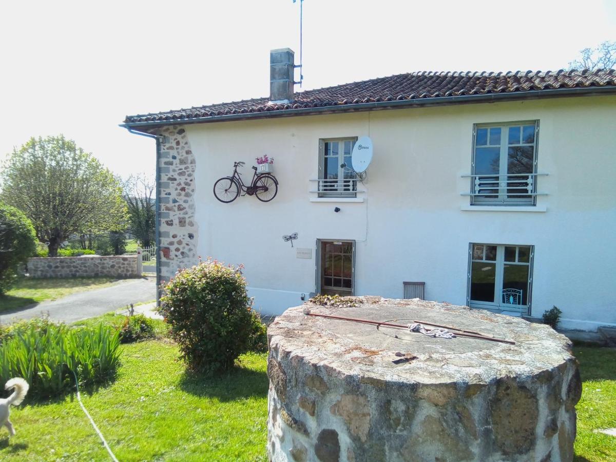 Villa Les Outres à Chabrac Extérieur photo