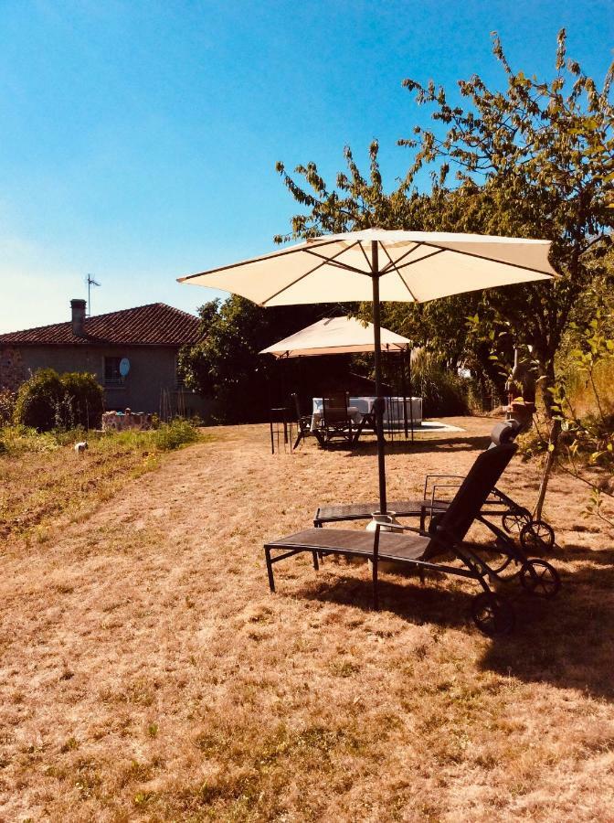 Villa Les Outres à Chabrac Extérieur photo